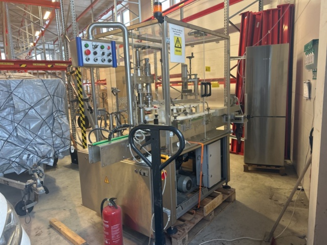 1470182-1 Komplett matar- och orienteringssystem för kapsyler/lock