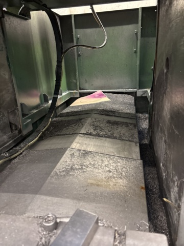 1444845-5 Machining center with chip conveyor and magnetic table – Mazak AJV-35/60