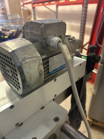 1470182-12 Komplett matar- och orienteringssystem för kapsyler/lock