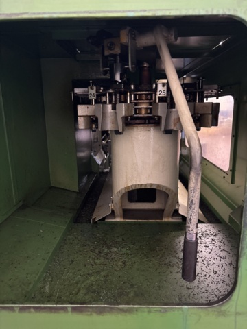 1444845-15 Machining center with chip conveyor and magnetic table – Mazak AJV-35/60