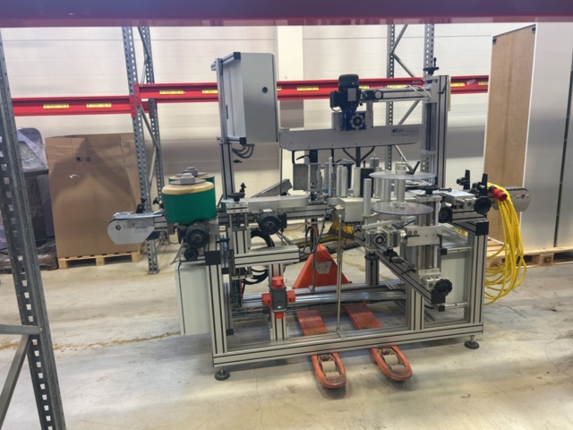 1470184-1 Etikettmaskin