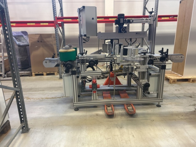 1470184-2 Etikettmaskin