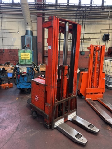 1444860-2 High lift stacker – Max lift height 4150 mm – 600 kg capacity