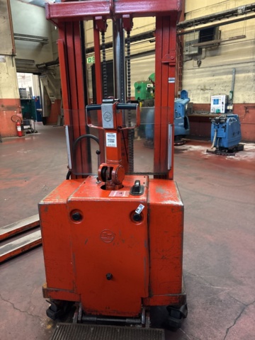 1444860-3 High lift stacker – Max lift height 4150 mm – 600 kg capacity