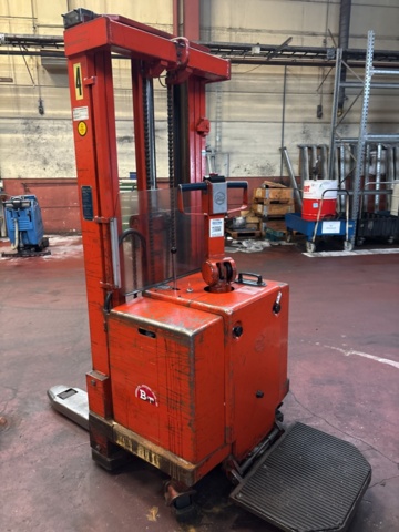 1444860-5 High lift stacker – Max lift height 4150 mm – 600 kg capacity