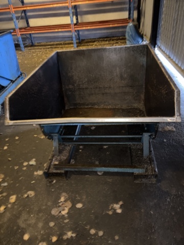 Dump container / Chip container – Marco - PS Auction - We value the ...