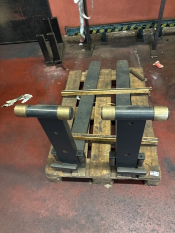 1444874-2 Lifting forks / Machine lifting forks
