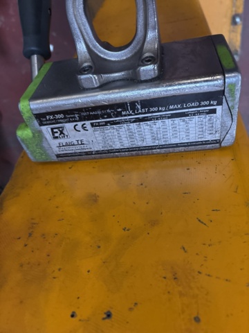 1444877-5 Pelarsvängkran med el-telfer – 250 kg