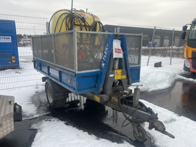 1384641-4 Flak och Hardi spruta - K-Vagnen FV3000