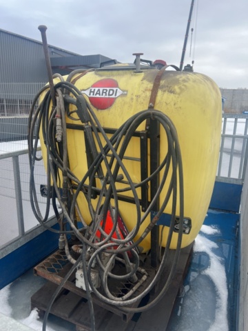 1384641-10 Flak och Hardi spruta - K-Vagnen FV3000