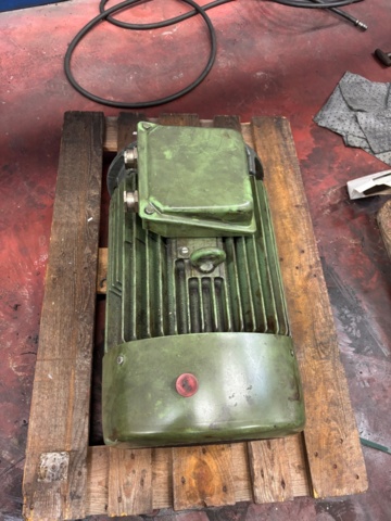 1444842-9 Roots blower with electric motor – Robuschi RBS 85/V1-UNI/4N