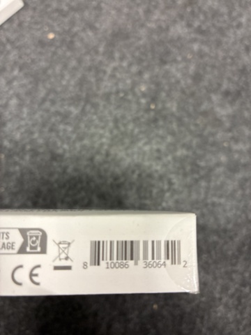 1472425-11 Armband till Apple Watch, Silikonskal & Multiport docking