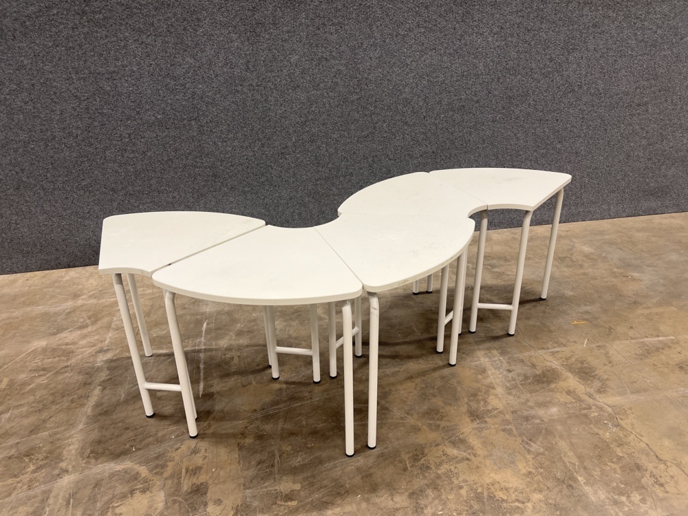 1467356-1 10 pcs Round tables in six parts