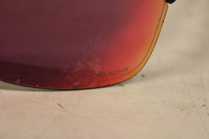 1416748-14 Wristwatch, power bank, sunglasses, etc.