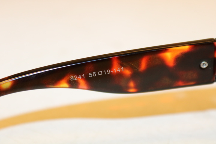 1416748-19 Wristwatch, power bank, sunglasses, etc.