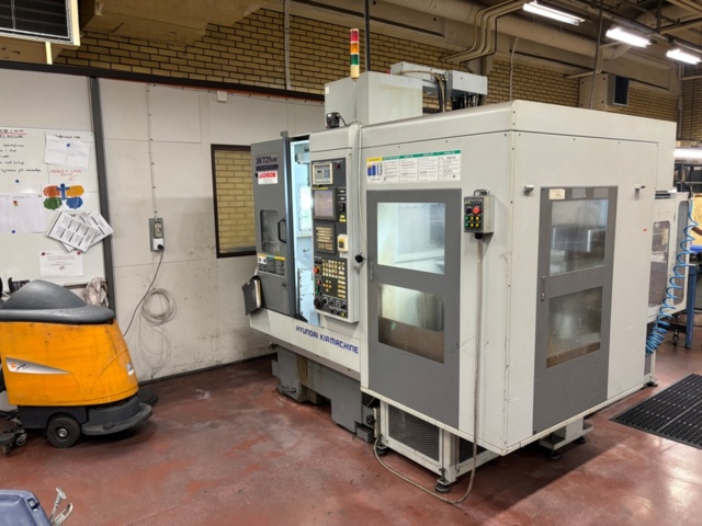 1404411-1 CNC lathe - Hyundai Kia SKT21VM - 2006