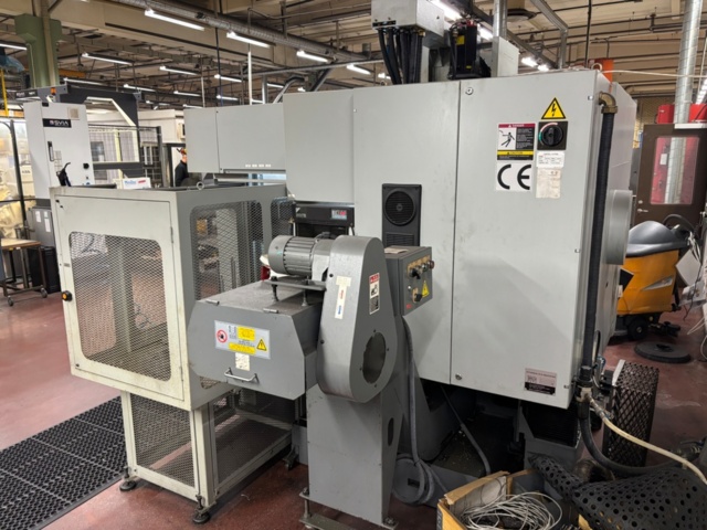 1404411-4 CNC lathe - Hyundai Kia SKT21VM - 2006