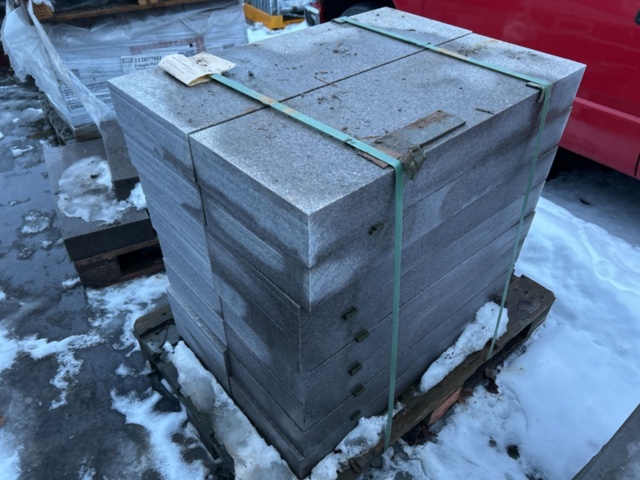 1454793-7 Parti med marksten och kantsten i olika modeller