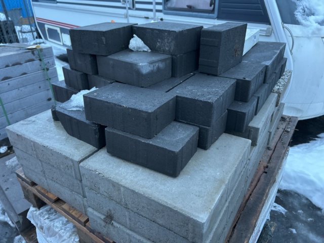 1454793-15 Parti med marksten och kantsten i olika modeller