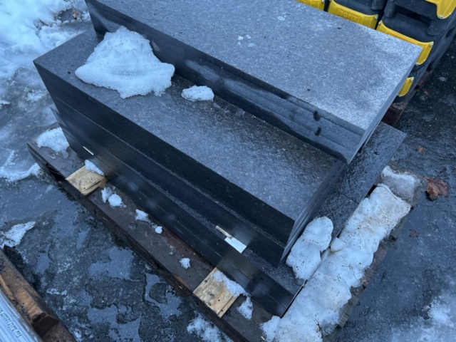 1454793-16 Parti med marksten och kantsten i olika modeller