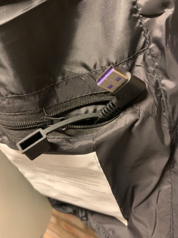 1472753-8 Batteridriven värmejacka, strl L