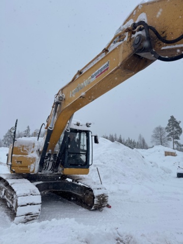 1472757-22 Grävmaskin Liugong 922 E -2013