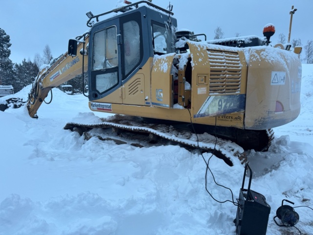 1472757-4 Grävmaskin Liugong 922 E -2013