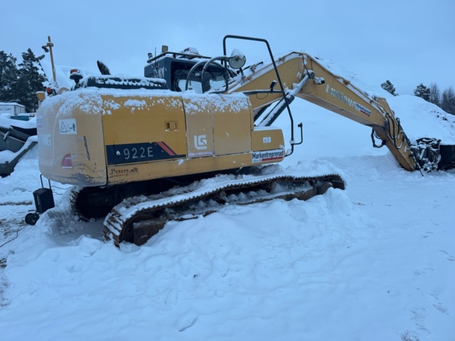 1472757-8 Grävmaskin Liugong 922 E -2013