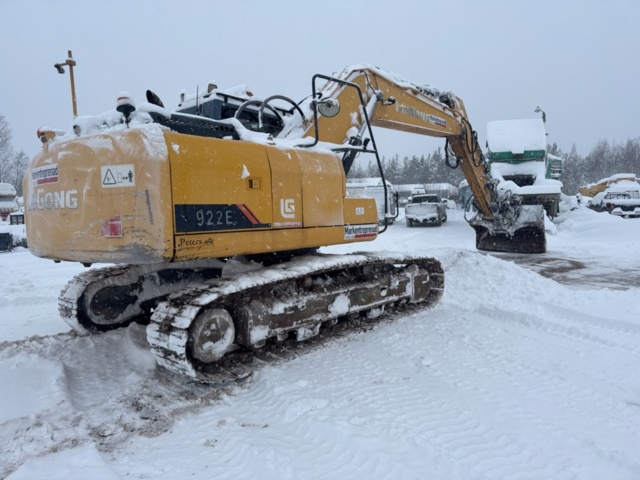 1472757-19 Grävmaskin Liugong 922 E -2013