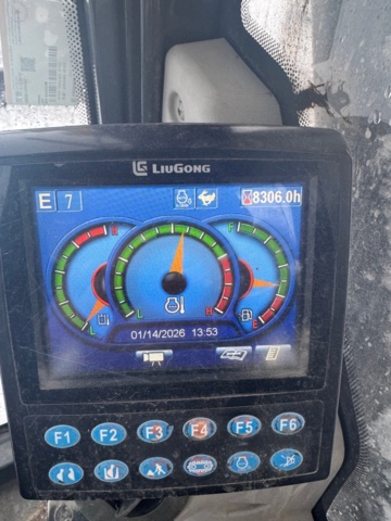1472757-28 Grävmaskin Liugong 922 E -2013