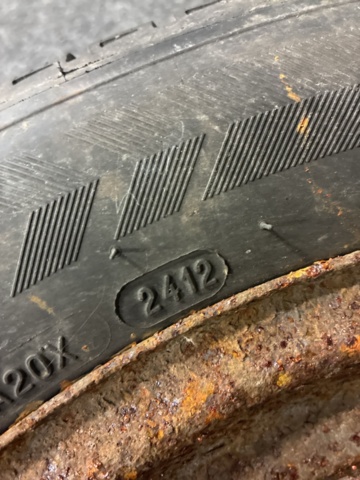 1472764-7 4 st Däck G-Force 185/65 R15