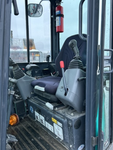 1454794-10 Bandgrävare med rototilt och 3 st va-skopor - Kobelco SK25SR-6E -2023