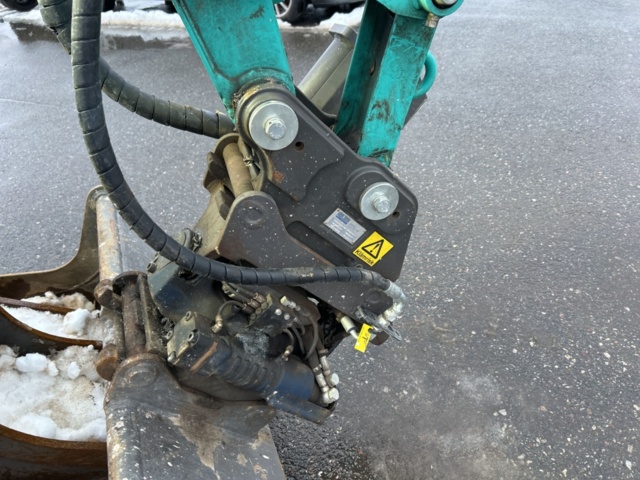 1454794-58 Bandgrävare med rototilt och 3 st va-skopor - Kobelco SK25SR-6E -2023