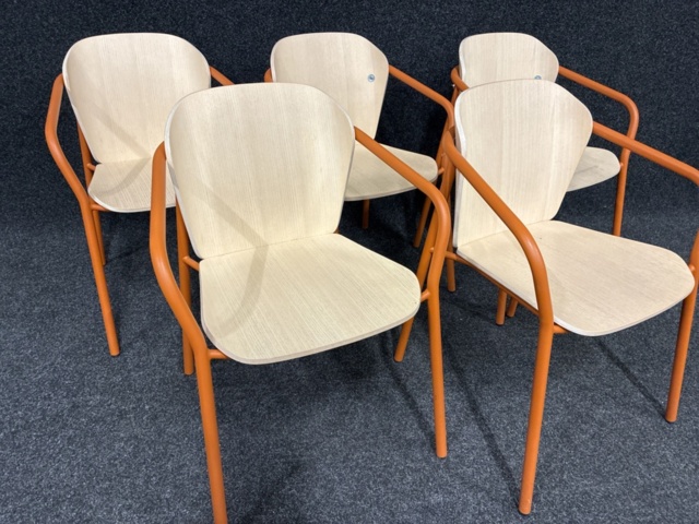 1472771-2 5 st Stolar