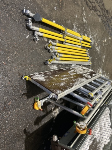 1454797-5 Hantverkarställning ca 3 m hög - Wibe