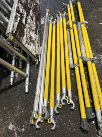 1454797-6 Hantverkarställning ca 3 m hög - Wibe