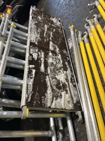 1454797-8 Hantverkarställning ca 3 m hög - Wibe