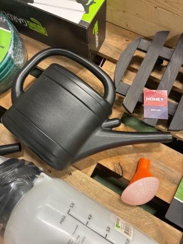 1472781-5 Sortiment med trädgårdsutrustninig