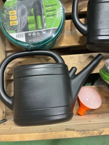 1472781-7 Sortiment med trädgårdsutrustninig