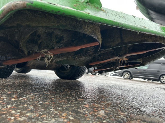 1454799-6 Cutting tires - John Deere Fastback commercial 62"