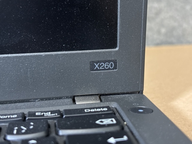 1469048-4 Laptop, Lenovo ThinkPad X260 i7 (reparationsobjekt)