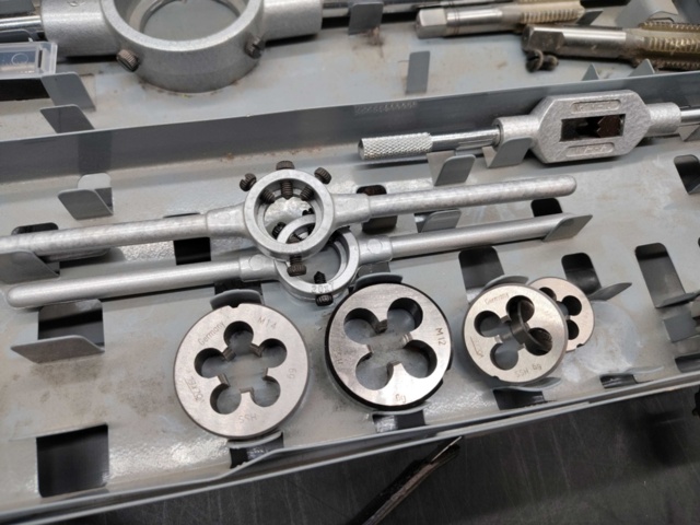 1472398-5 Tap and die set – Völkel, M3–M20, tool steel