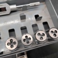 1472398-7 Tap and die set – Völkel, M3–M20, tool steel