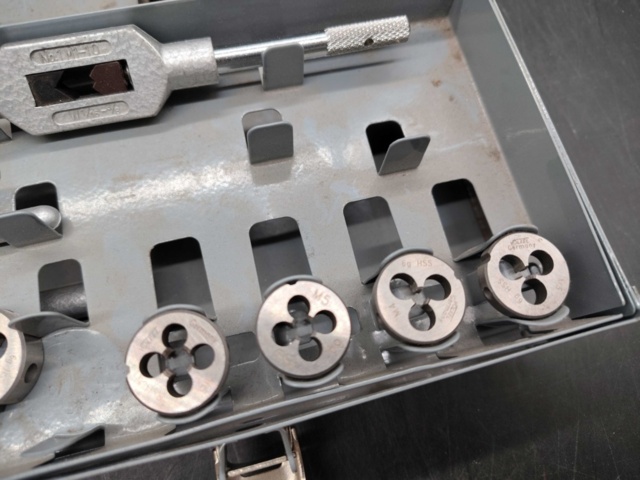 1472398-7 Tap and die set – Völkel, M3–M20, tool steel