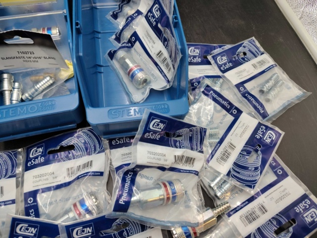 1472400-4 Parti med snabbkopplingar, CEJN, eSafe, tryckluft, blandade modeller