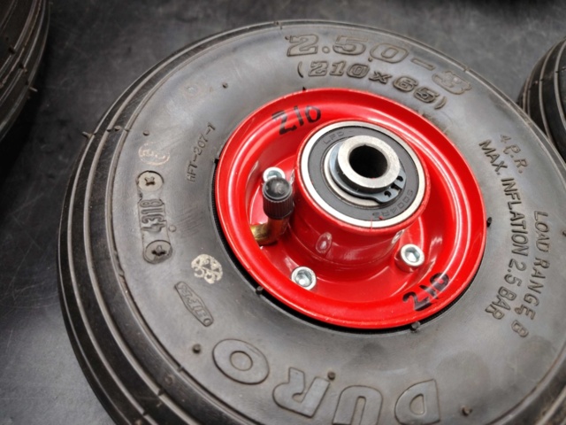 1472862-9 Luftgummihjul, 9 st – blandade dimensioner, stålfälg