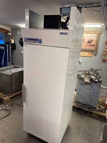 1321361-5 Frysskåp - Gram F 660 OPLHEC