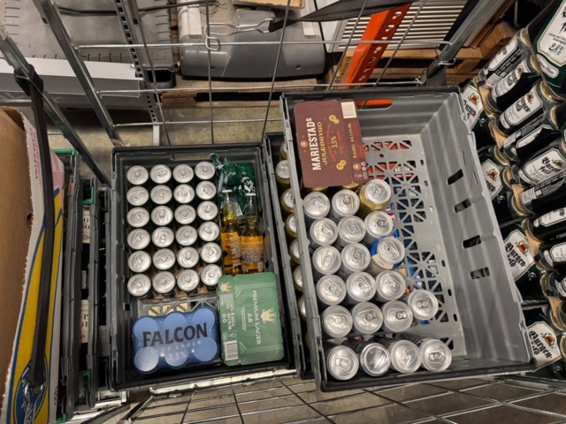 1405429-22 Lot of folk beer, mulled wine and cider – a total of approximately 1,225 pieces