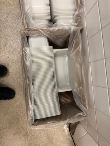 1405430-4 Lot of consumables from grocery store