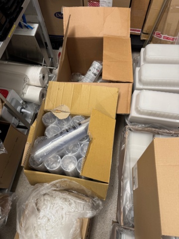 1405430-6 Lot of consumables from grocery store